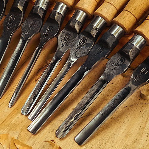 Les gouges et burins en V