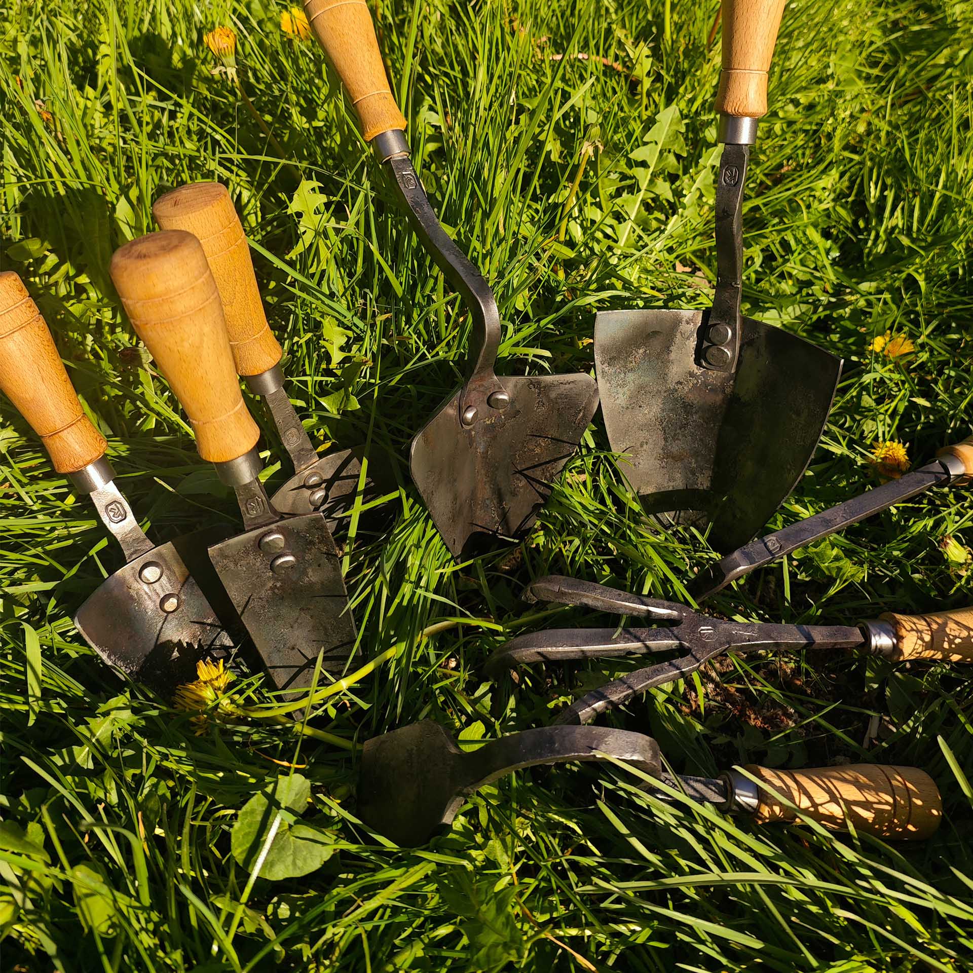 Outils de jardinage